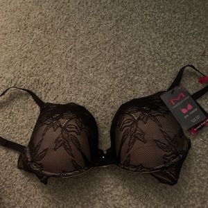 Maidenform Demi coverage plunge push up bra